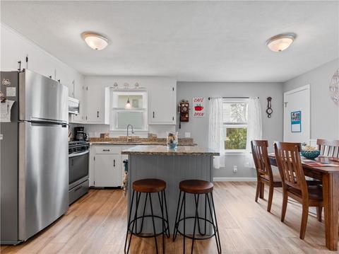 38 Hillcrest Ave, Warwick, RI 02889 photo 6