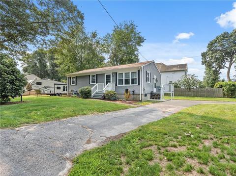 38 Hillcrest Ave, Warwick, RI 02889 photo 2