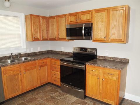 296 Eighth Ave, Woonsocket, RI 02895 photo 3