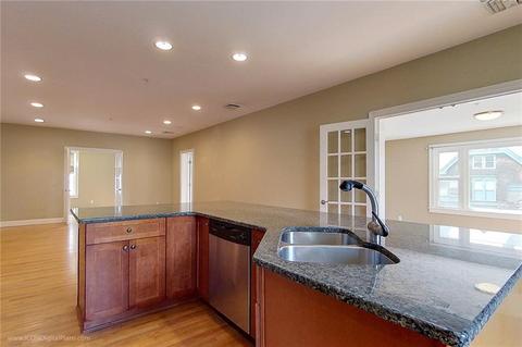 635 Rock St #3, Fall River, MA 02720 photo 9