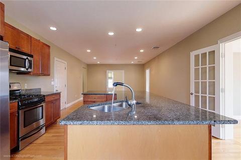 635 Rock St #3, Fall River, MA 02720 photo 10