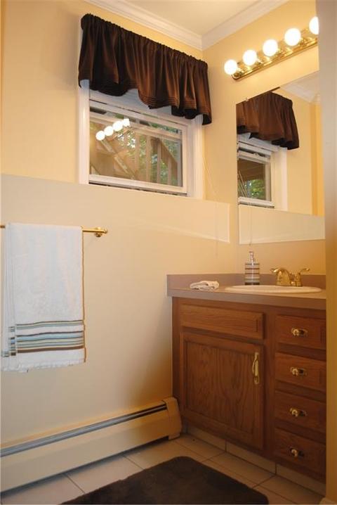 313 Lynne Ln, Mapleville, RI 02839 photo 32