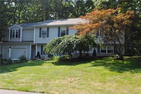 313 Lynne Ln, Mapleville, RI 02839 photo 1