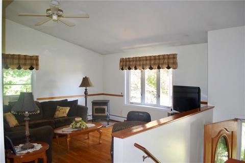 313 Lynne Ln, Mapleville, RI 02839 photo 7