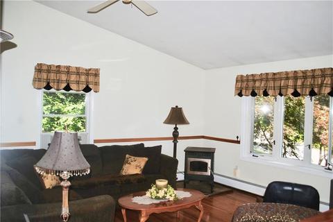 313 Lynne Ln, Mapleville, RI 02839 photo 8
