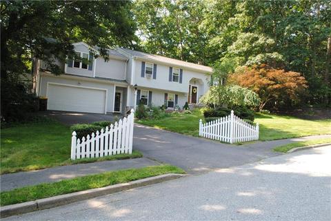313 Lynne Ln, Mapleville, RI 02839 photo 3