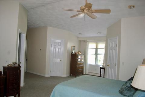 313 Lynne Ln, Mapleville, RI 02839 photo 16