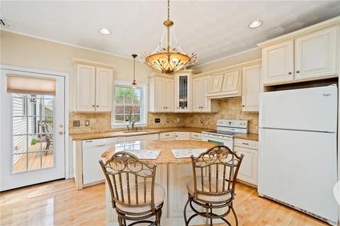 8 Emerald Dr, Hope, RI 02831 photo 42