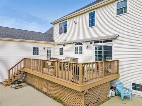 8 Emerald Dr, Hope, RI 02831 photo 11