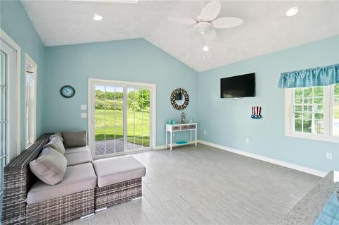 8 Emerald Dr, Hope, RI 02831 photo 49