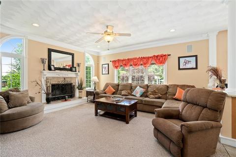 8 Emerald Dr, Hope, RI 02831 photo 23