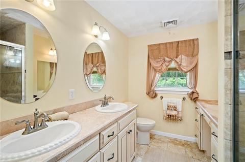 8 Emerald Dr, Hope, RI 02831 photo 31