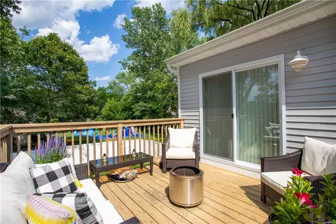 11 Criterion Ave, Warwick, RI 02889 photo 8