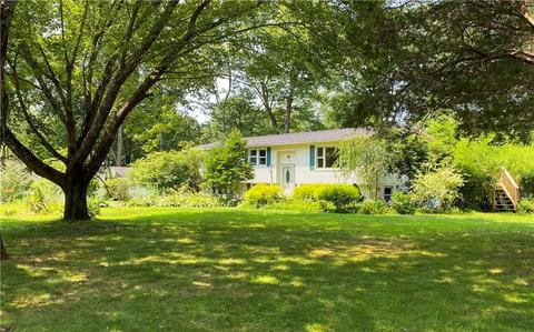 57 Pinecrest Dr, Exeter, RI 02822 photo 1