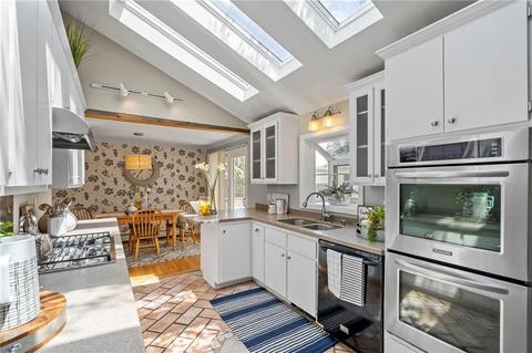 102 Elder Ave, East Providence, RI 02915 photo 7