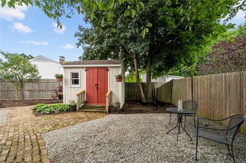 102 Elder Ave, East Providence, RI 02915 photo 27