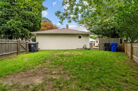 102 Elder Ave, East Providence, RI 02915 photo 33