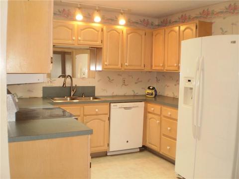 741 Manomet Ct, Warwick, RI 02886 photo 10