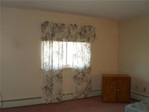 741 Manomet Ct, Warwick, RI 02886 photo 16