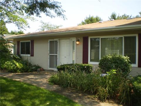 741 Manomet Ct, Warwick, RI 02886 photo 2
