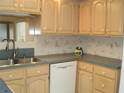 741 Manomet Ct, Warwick, RI 02886 photo 13