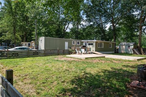 4 Welles Rd, Mapleville, RI 02839 photo 4