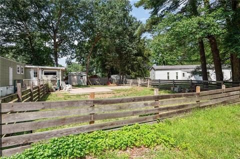 4 Welles Rd, Mapleville, RI 02839 photo 2