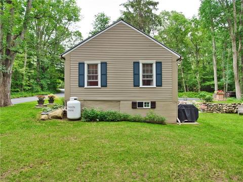 1 Brown School Rd, Glocester, RI 02814 photo 13