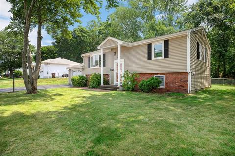 57 Getchell Ave, Woonsocket, RI 02895 photo 2