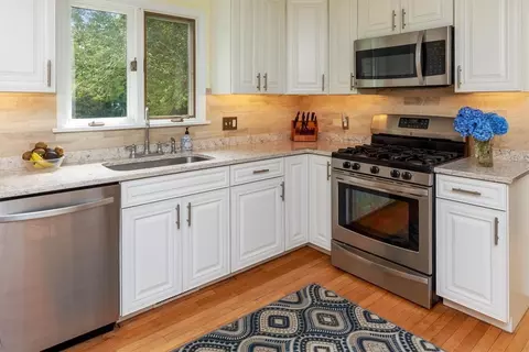 11 Cedar Crest Dr, Westerly, RI 02891 photo 5