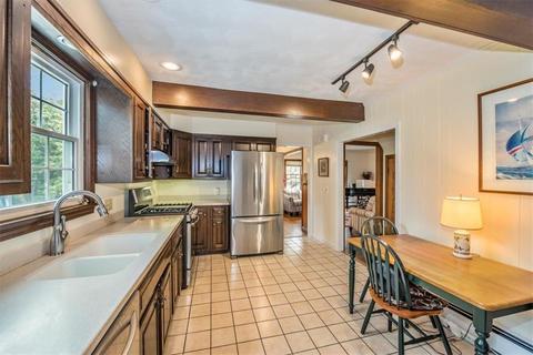 32 School St, Westerly, RI 02891 photo 18