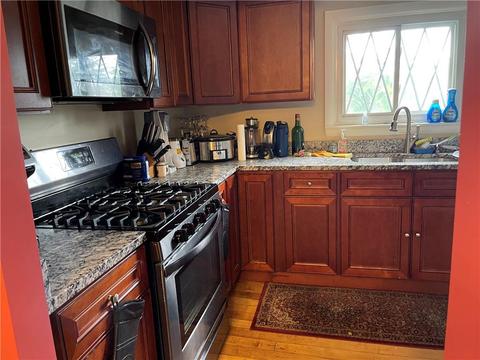 202 Harris Ave, Woonsocket, RI 02895 photo 7