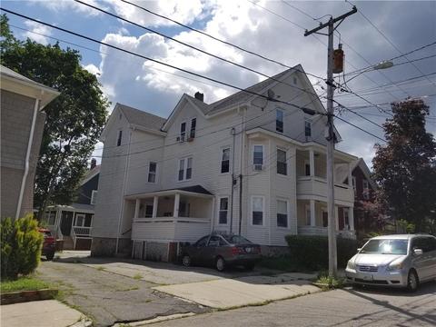 127 Bennett St, Woonsocket, RI 02895 photo 1