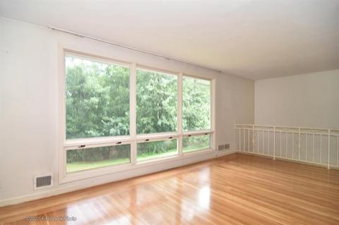 37 Cushing Rd, Warwick, RI 02888 photo 2