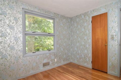 37 Cushing Rd, Warwick, RI 02888 photo 14