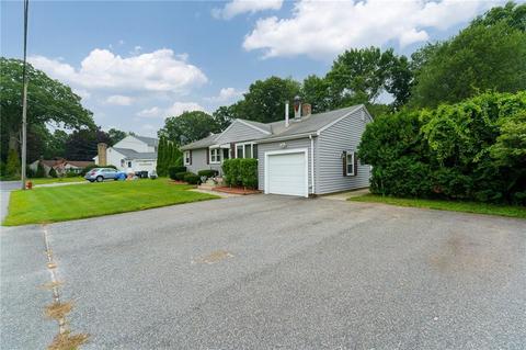 30 Cozy Ln, Cumberland, RI 02864 photo 17