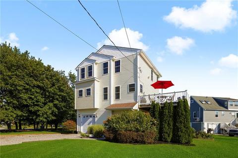 61 Old Mill Blvd, Warwick, RI 02889 photo 1