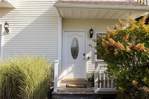 61 Old Mill Blvd, Warwick, RI 02889 photo 6