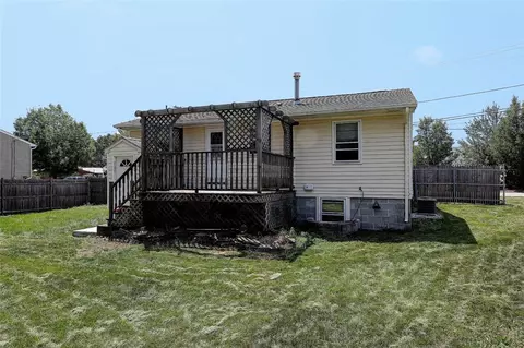 40 Ethan St, Warwick, RI 02888 photo 4