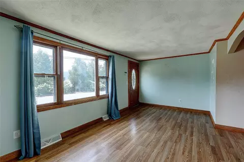 40 Ethan St, Warwick, RI 02888 photo 8