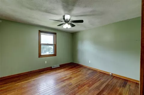 40 Ethan St, Warwick, RI 02888 photo 16