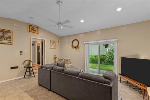 4 Martin St, Coventry, RI 02816 photo 17