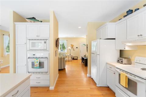 15 Pound Rd, Westerly, RI 02891 photo 9