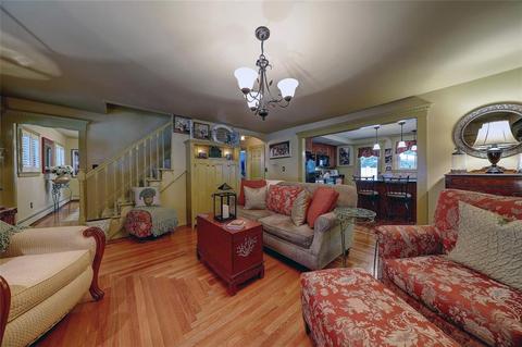 176 Bailey St, Woonsocket, RI 02895 photo 8