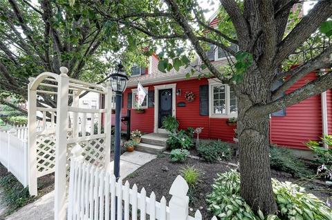 176 Bailey St, Woonsocket, RI 02895 photo 1