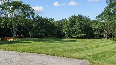 1021 Toll Gate Rd, Warwick, RI 02886 photo 4
