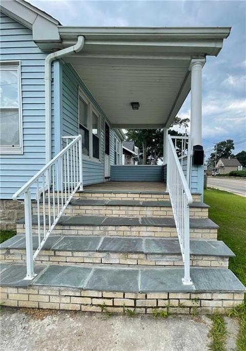 1020 Post Rd, Warwick, RI 02888 photo 2
