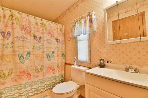 36 Lane E Ln, Coventry, RI 02816 photo 14