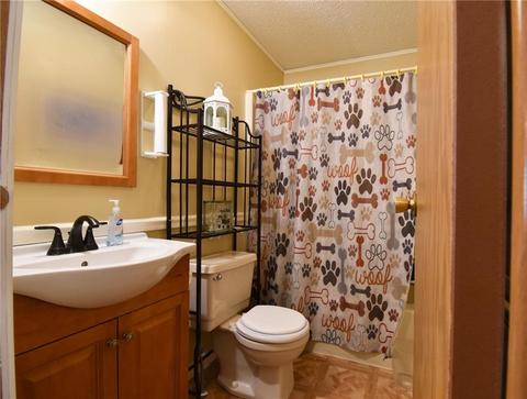 36 Lane E Ln, Coventry, RI 02816 photo 12