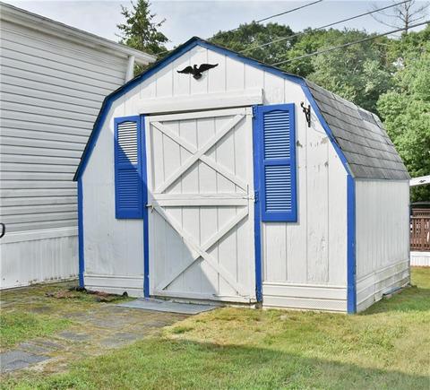 36 Lane E Ln, Coventry, RI 02816 photo 4